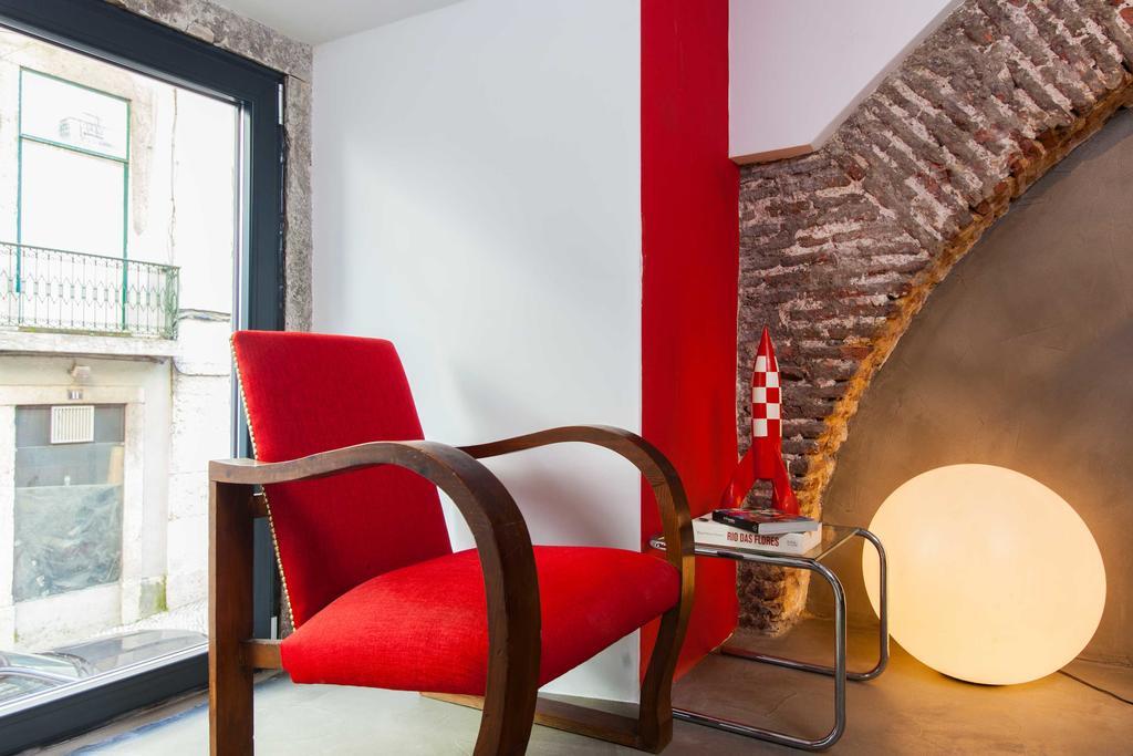 The Old Stables Chiado Apartments ลิสบอน ภายนอก รูปภาพ