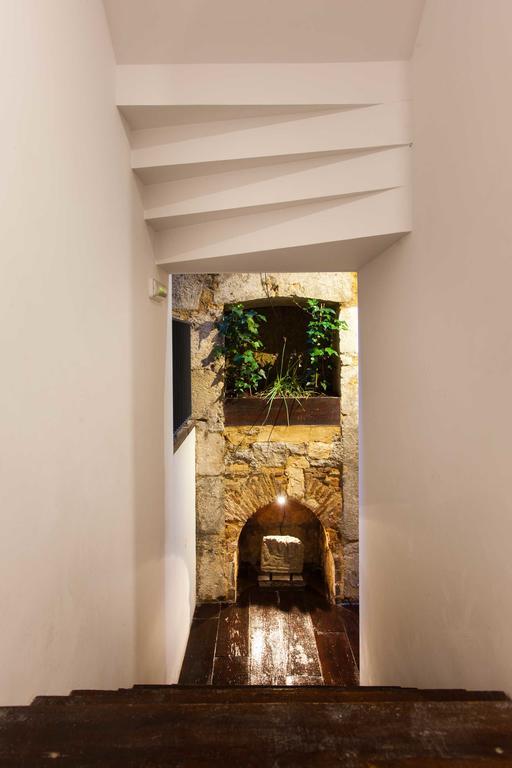 The Old Stables Chiado Apartments ลิสบอน ภายนอก รูปภาพ