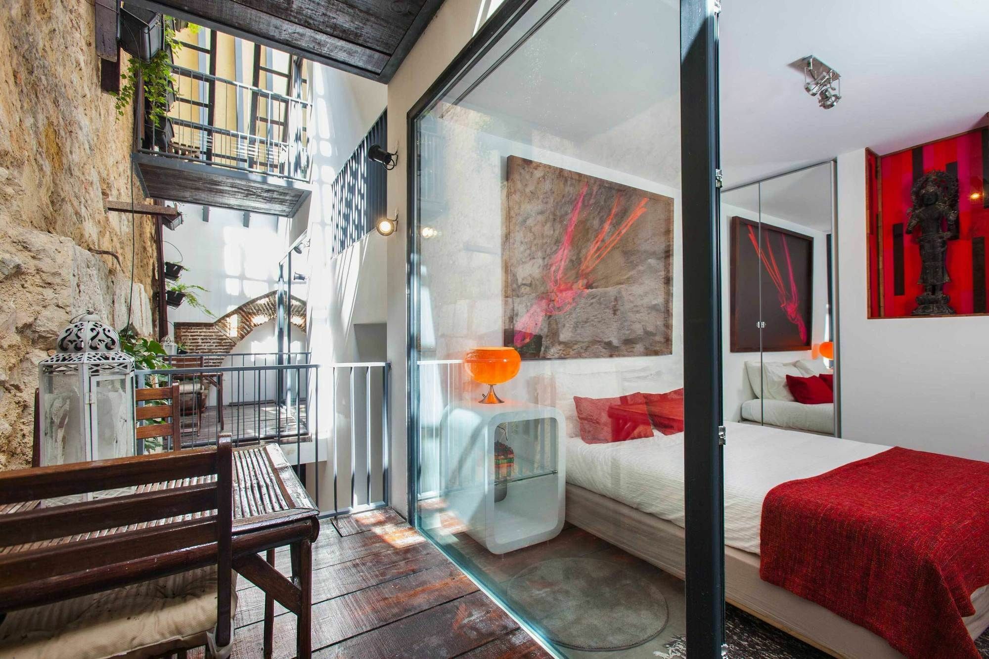 The Old Stables Chiado Apartments ลิสบอน ภายนอก รูปภาพ